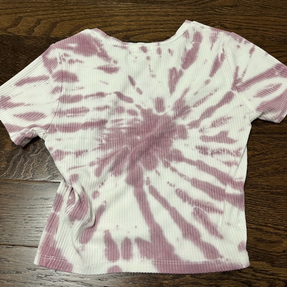 Garage- (Stormi Tee) pink and white tie die tee shirt - Picture 2 of 3